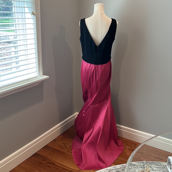 Theia formal gown. Black bodice with Fuschia bottom. Size 10 - Picture 2 of 2